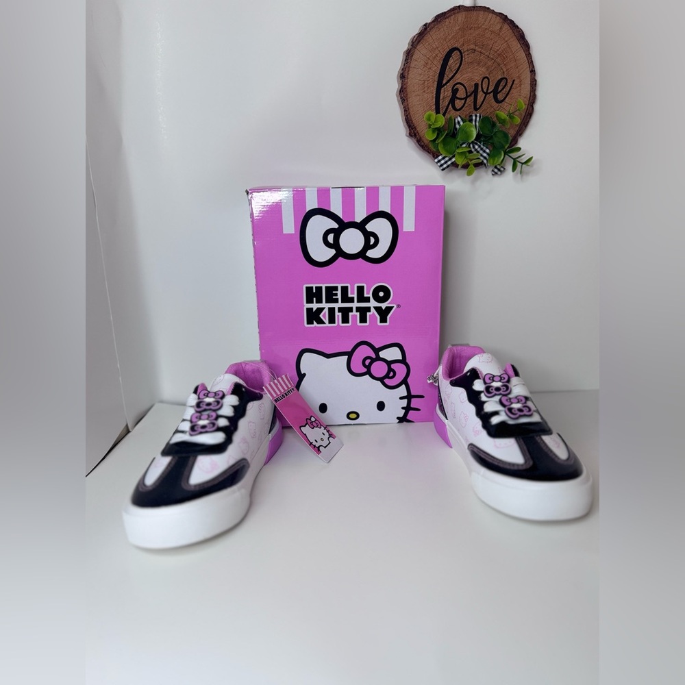 Hello Kitty Pink and Black Sneakers/Size 13